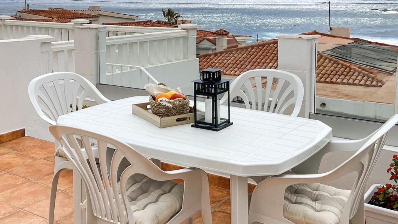 Вилла Harmony Beach House - 2Br Sea Views Terrace Тельде Экстерьер фото