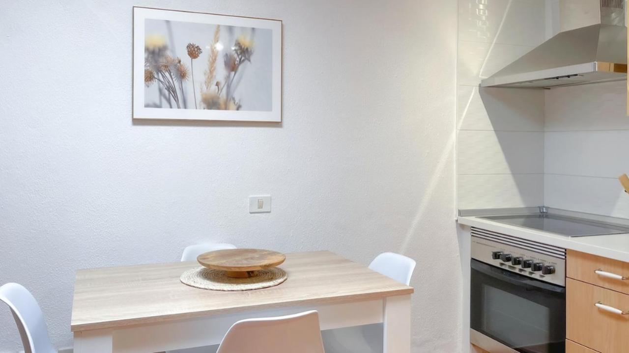 Вилла Harmony Beach House - 2Br Sea Views Terrace Тельде Экстерьер фото