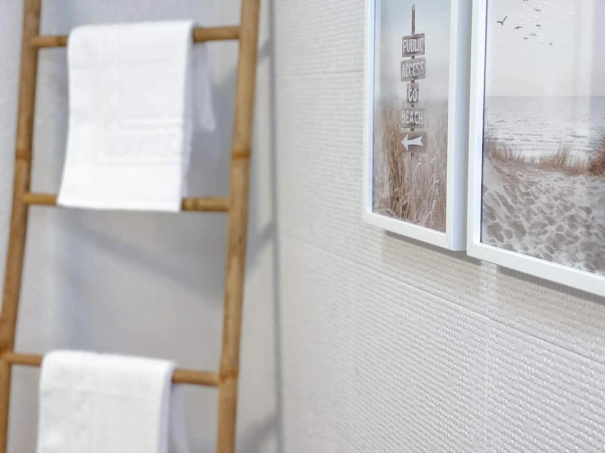 Вилла Harmony Beach House - 2Br Sea Views Terrace Тельде Экстерьер фото