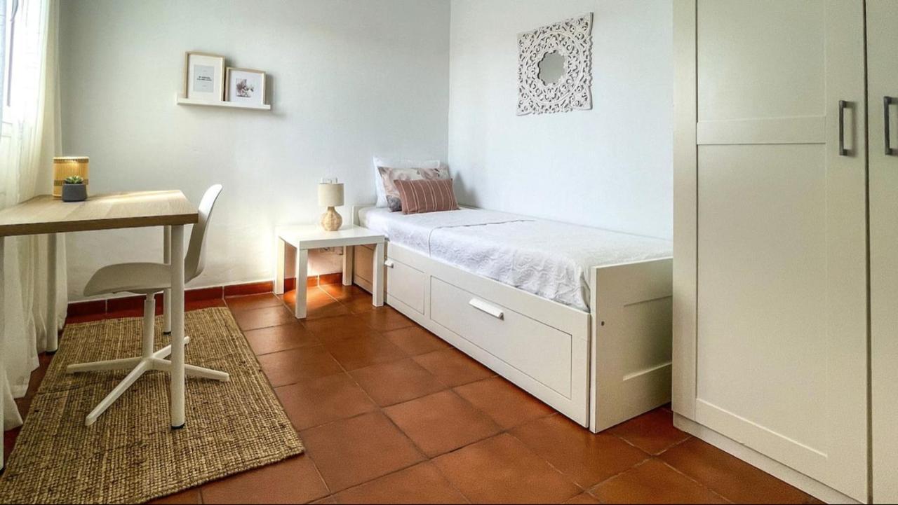 Вилла Harmony Beach House - 2Br Sea Views Terrace Тельде Экстерьер фото